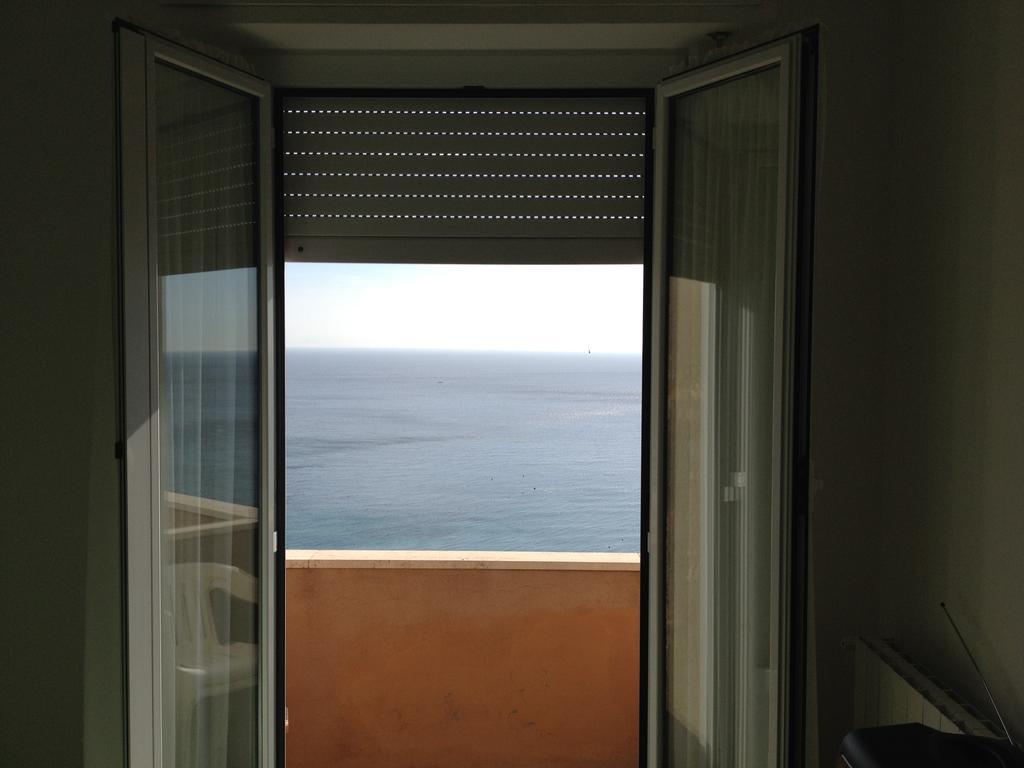 Albergo Miramare Bergeggi Szoba fotó