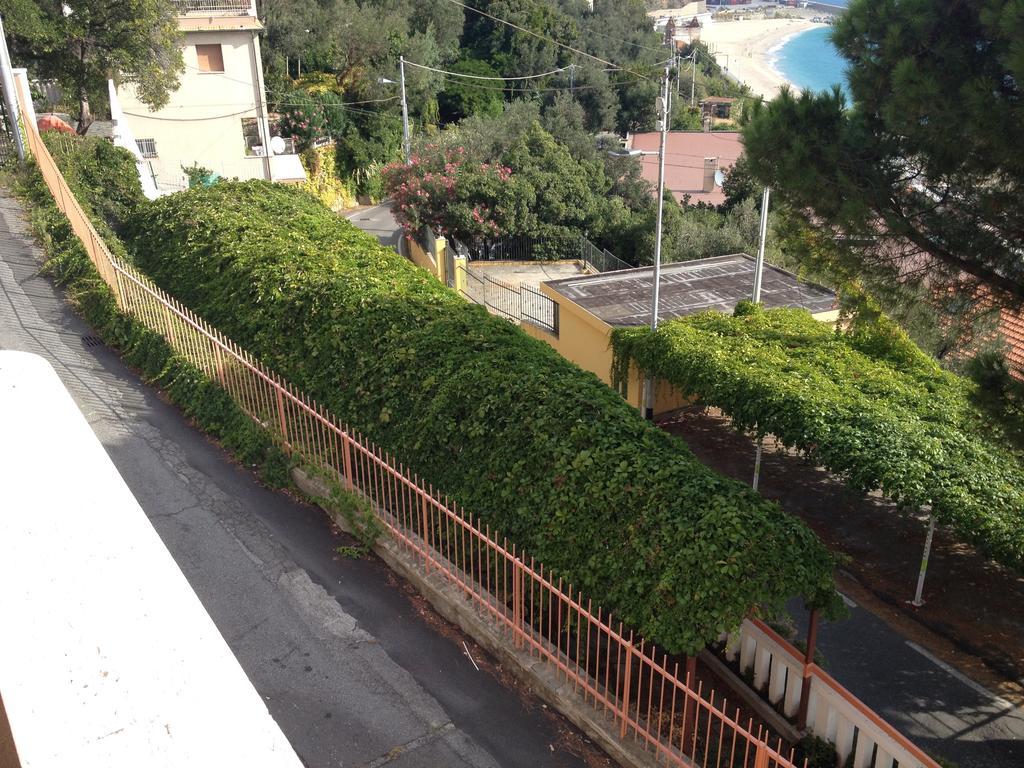 Albergo Miramare Bergeggi Kültér fotó