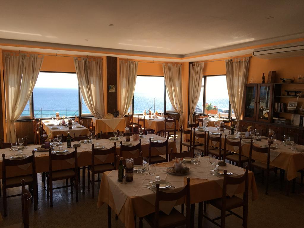 Albergo Miramare Bergeggi Kültér fotó