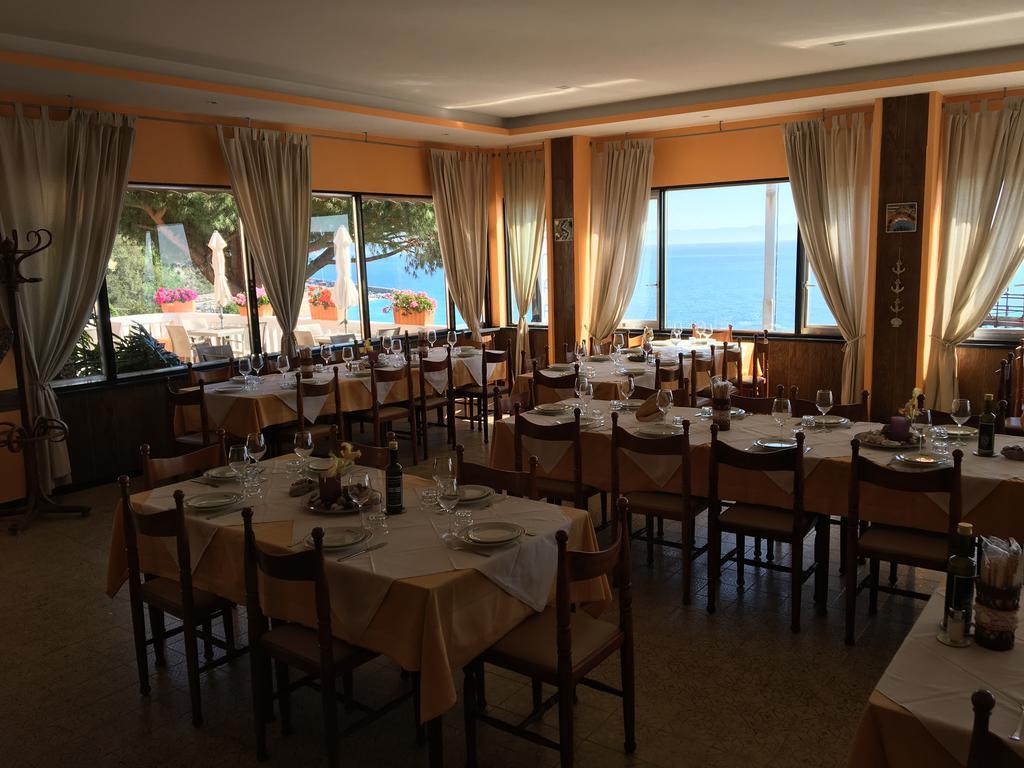 Albergo Miramare Bergeggi Kültér fotó