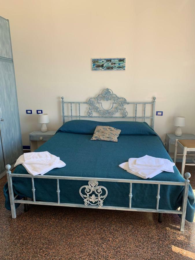 Albergo Miramare Bergeggi Kültér fotó