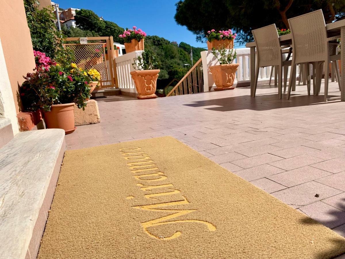 Albergo Miramare Bergeggi Kültér fotó